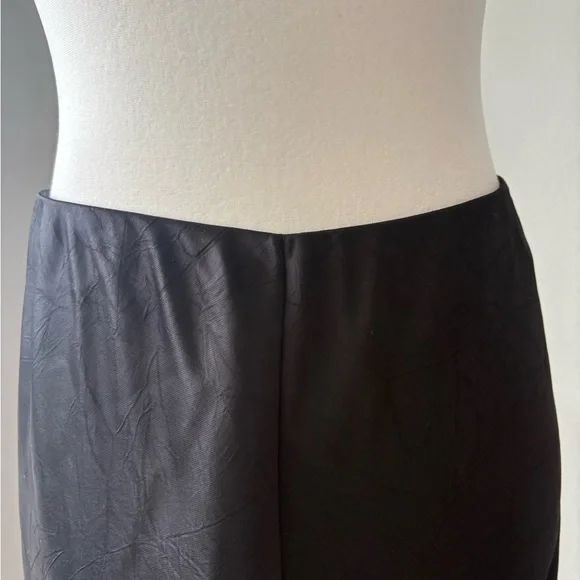 Vince Elegant Black Women's pants - Picture 2 of 3